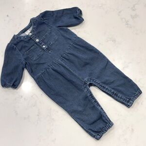 BABY GAP | Girl’s Denim Jumpsuit - One-Piece. 6-12 Months. Buttons. Bund…